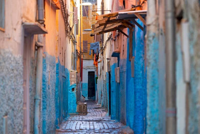Stroll the classic streets of Casablanca