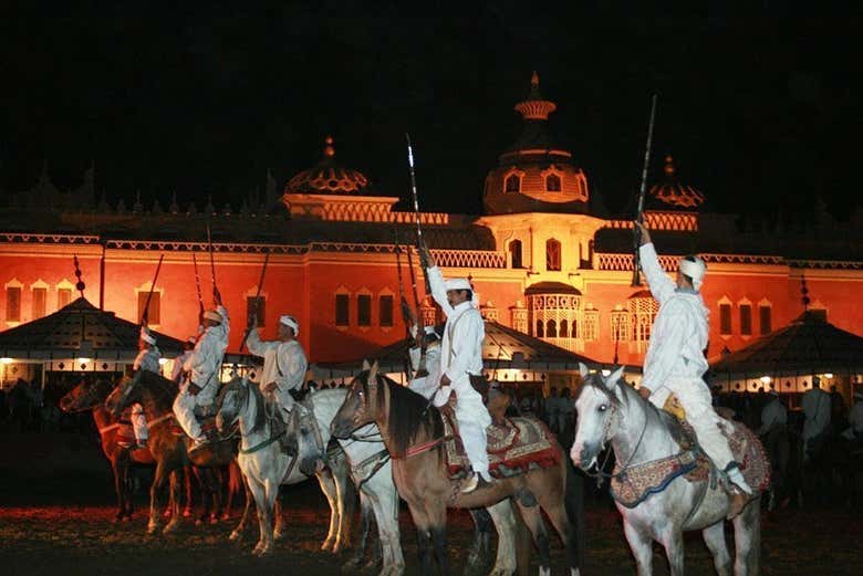 Fantasy spectacle in Chez Ali